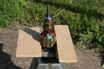d1l_motor32_big.jpg